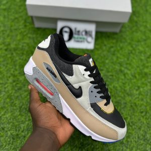 AIRMAX 90 ALTER AND REVEAL